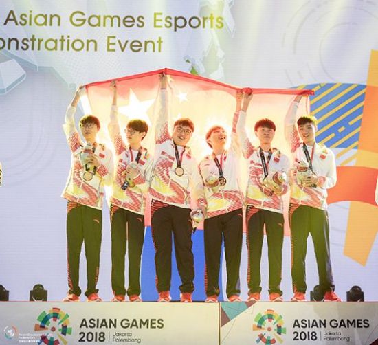 S15全球总决赛精彩回顾 T1战胜FLY的背后故事